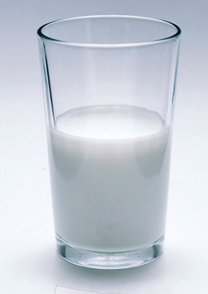 普通牛乳の画像